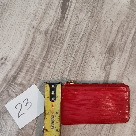 Louis Vuitton Epi Pochette Cles Coin Wallet Coin Case Red Hardware Gold - Picture 14 of 14